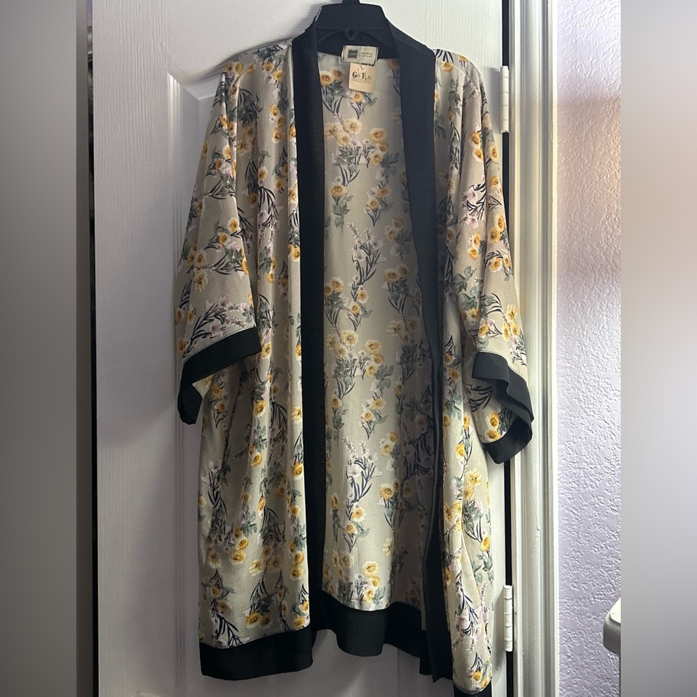 Floral Shaul | Brand: Look By M New York | One Size | New With Tags